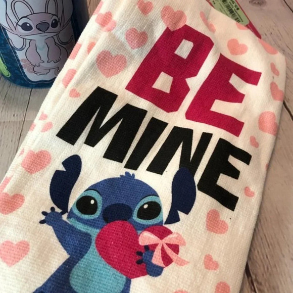 NWT Disney stitch mug and kitchen towel set - Picture 7 of 7